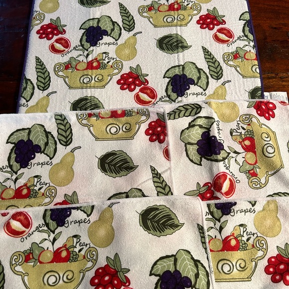 Kitchen set. 1 drying mat. 2 dishcloth 2 dish towels. - Picture 3 of 4